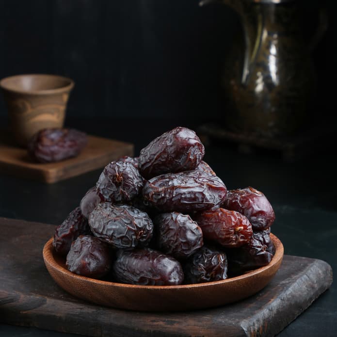 Bzuriyeh Super Jumbo Madjoul Date 2