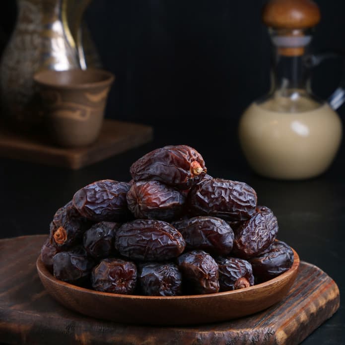 Bzuriyeh Super Madjoul Date 2