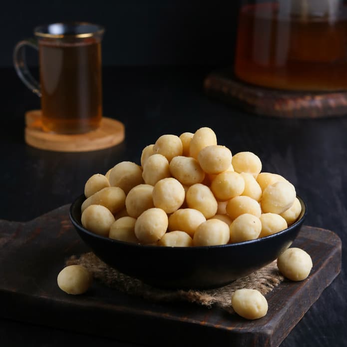 مكاداميا بزورية
